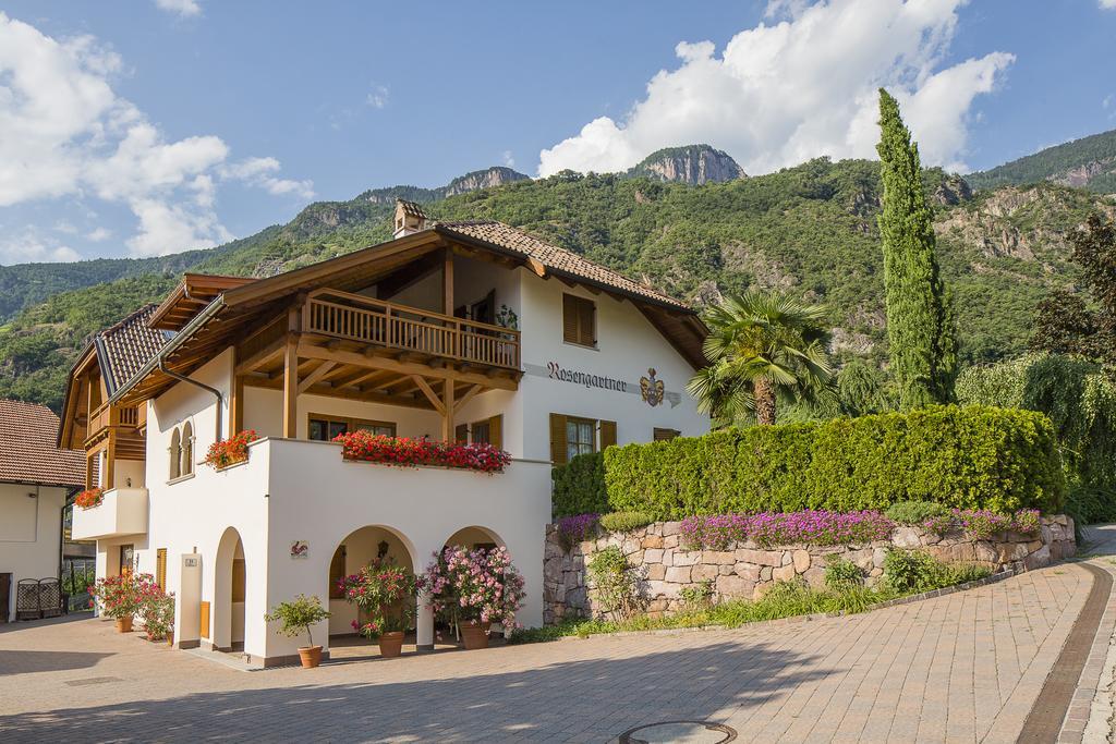 Biobauernhof Rosengartner Apartment Terlano Cameră foto