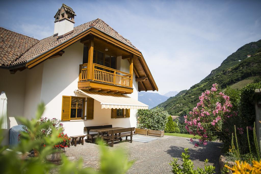 Biobauernhof Rosengartner Apartment Terlano Cameră foto