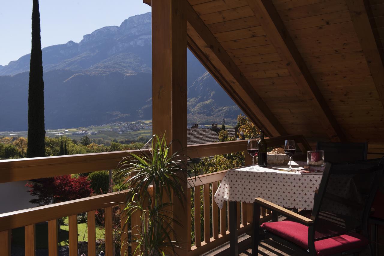 Biobauernhof Rosengartner Apartment Terlano Exterior foto